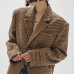 【 TODAYFUL PRE-FALL COLLECTION 】程よいゆるさのテーパード型デニムや上質でマニッシュなウール100%のチェック生地ジャケットなど入荷